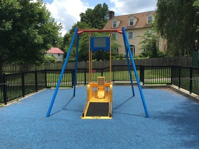 Детские площадки для детей с ограниченными возможностями